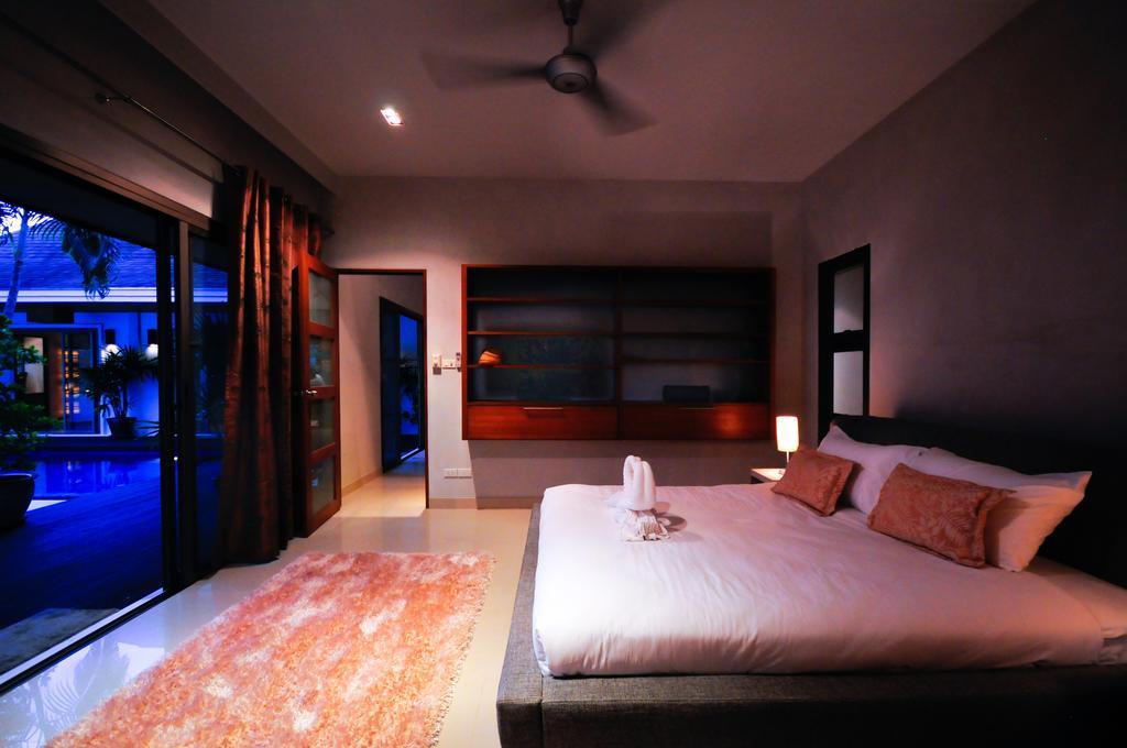 Nai Harn Beach Villa Eksteriør billede